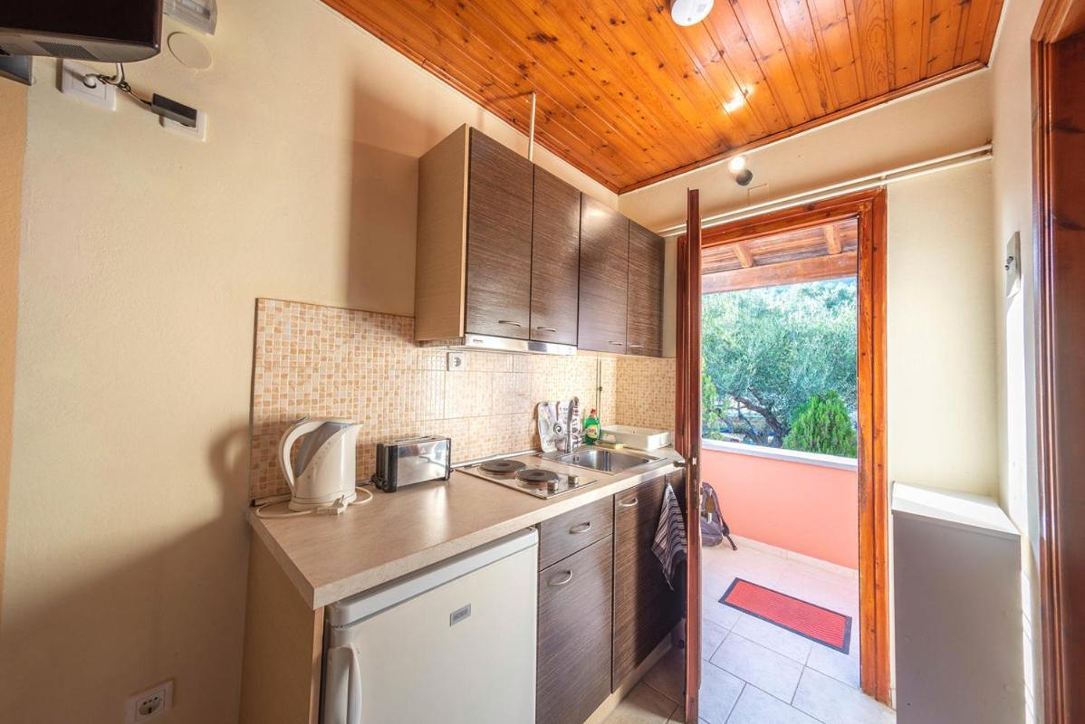 Mimosa Apartments With Pool Paleokastritsa Zewnętrze zdjęcie